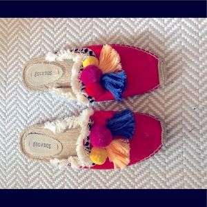 SOLD- Espadrille slides
